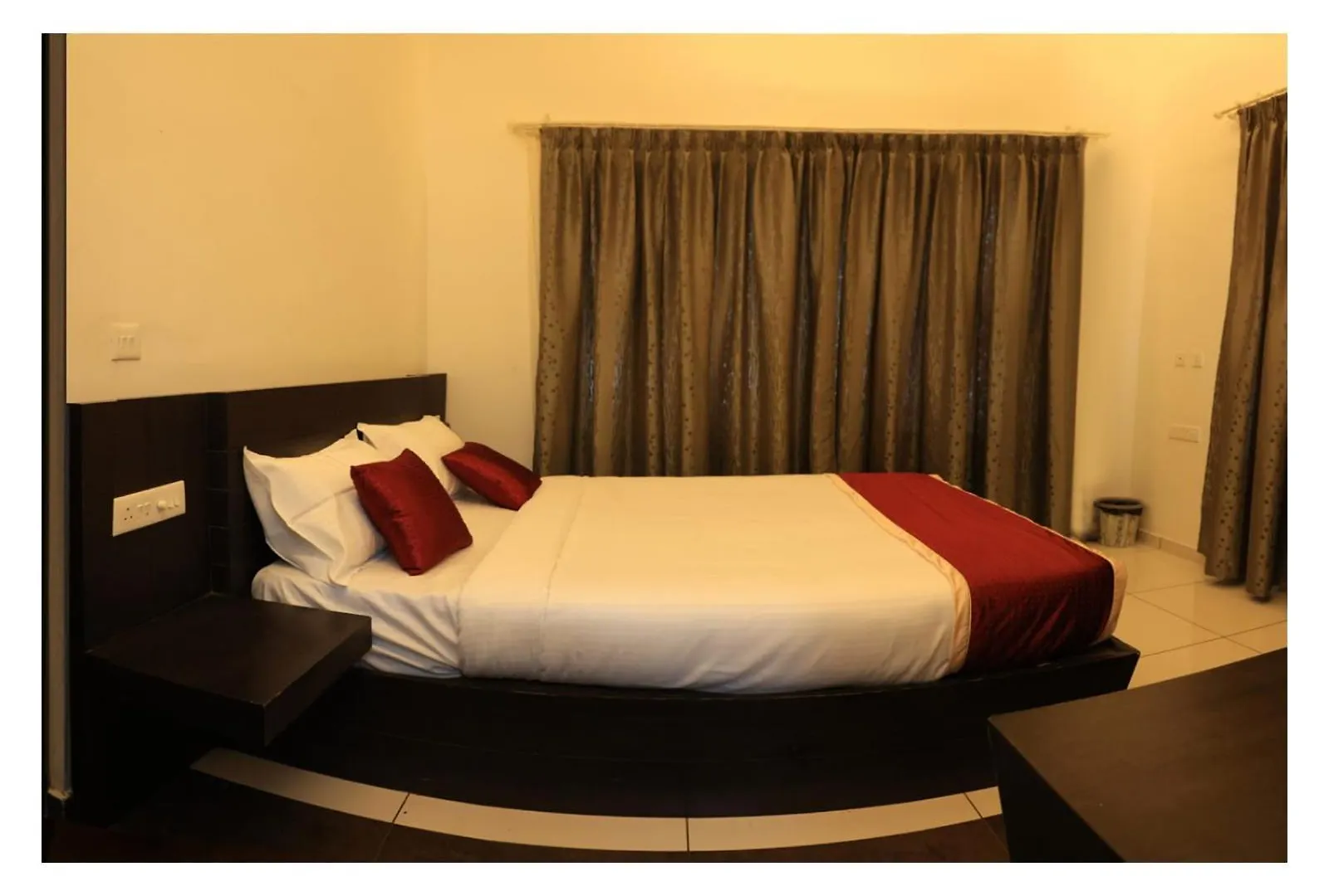 Rawabi Private Farm House Kalpetta Villa